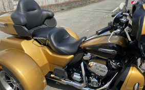 HARLEY FLHTCU TRIKE 2017 MAD