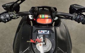 DUCATI  DUCATI  DIAVEL  DIESEL  GC00AA