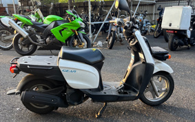 YAMAHA  GEAR  PARKING  STAND  UA08J