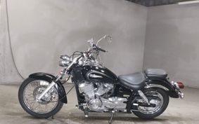 YAMAHA DRAGSTAR 250 VG02J