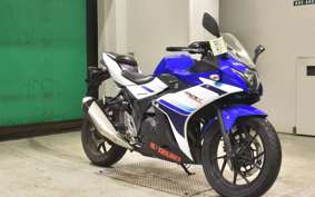 SUZUKI GSX250R 2014