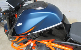 KTM 1290 SUPER DUKE R EVO 2022 V3940