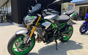 KAWASAKI Z900 SE 2025 ZR900S