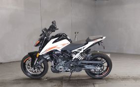 KTM 390 DUKE 2022 JPJ40