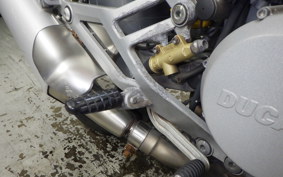 DUCATI MONSTER 400 IE 2004