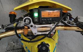 SUZUKI DR-Z400SM 2005 SK44A