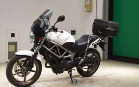 HONDA VTR 250 Gen. 2 MC33
