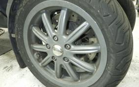 PIAGGIO MP3 250