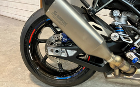 BMW M1000R 2024 0E81