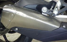 TRIUMPH STREET TRIPLE 85 2013