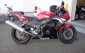 YAMAHA YZF-R6 2003 RJ05