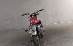 SUZUKI GT750 GT750