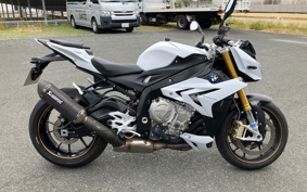 BMW S1000R 2015 0D02