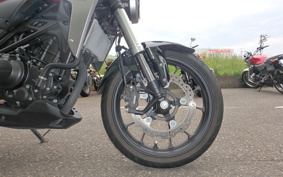 HONDA CB250R MC52