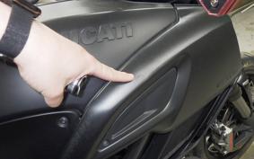 DUCATI DIAVEL DARK 2014