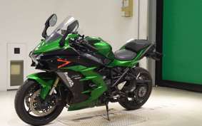 KAWASAKI NINJA H2 SX SE 2018 ZXT02A