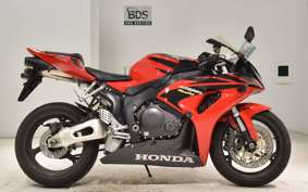 HONDA CBR1000RR 2006 SC57