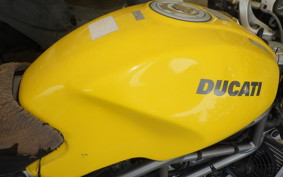 DUCATI MONSTER S4 2001