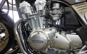 HONDA CB750F RC04