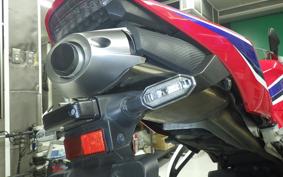 HONDA CBR600RR 2021 PC40
