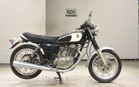 YAMAHA SR400
