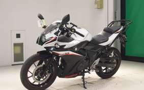 SUZUKI GSX250RA