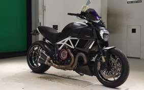 DUCATI ディアベルカーボン 2015