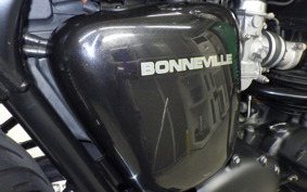 TRIUMPH BONNEVILLE 2012