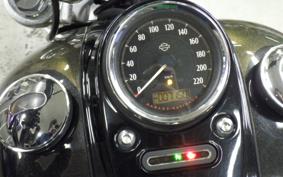 HARLEY FXDWG 1580 2015