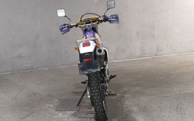 SUZUKI DR250R SJ45A