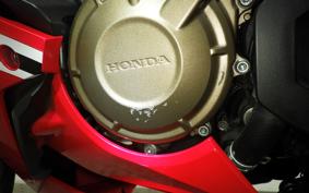 HONDA CBR650R 2019 RH03