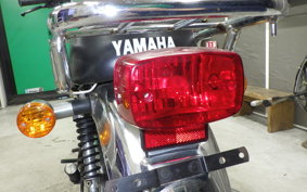 YAMAHA YB125SP