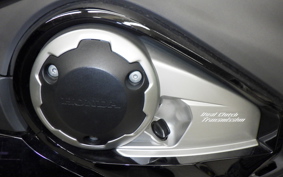 HONDA NM4 VULTUS -02 2014 RC82