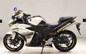 YAMAHA YZF-R25 RG10J