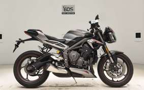 TRIUMPH STREET TRIPLE RS 2022