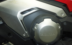 HONDA X-ADV 750 2023 RH10