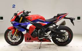 HONDA CBR1000RR RSP 2020 SC82