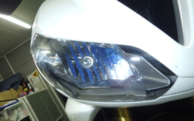 TRIUMPH DAYTONA 675 R 2015