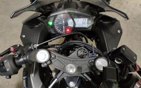 YAMAHA YZF-R25 RG10J