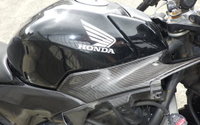HONDA CBR250R GEN 3 MC41