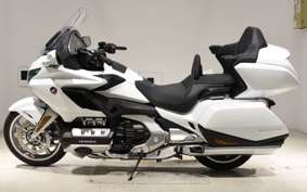 HONDA GL 1800 GOLD WING TOUR DCT 2007 SC79
