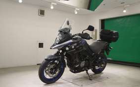 SUZUKI Vｽﾄﾛｰﾑ650XTA 2021 C733A