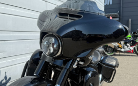 HARLEY  HARLEY FLHXSE CVO 2015 PXN