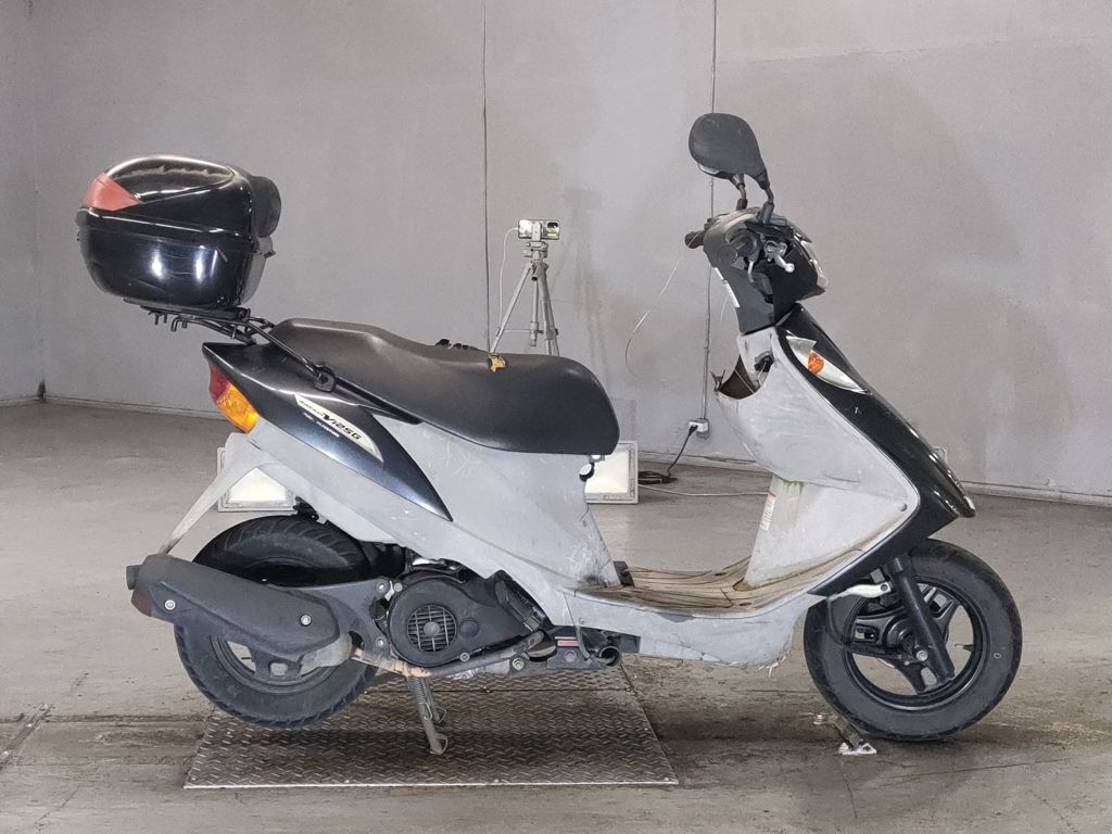 Фото Suzuki ADDRESS V125 с японского аукциона