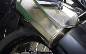 HONDA CRF1000L AFRICA TWIN 2016 SD04