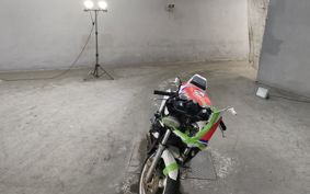 YAMAHA FZR400 1988 1WG