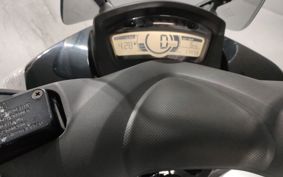 YAMAHA TRICITY 125 SE82J