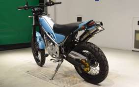 YAMAHA TRICKER DG10J