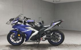 YAMAHA YZF-R25 RG10J