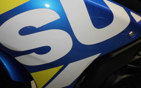 SUZUKI GSX250 R 2025